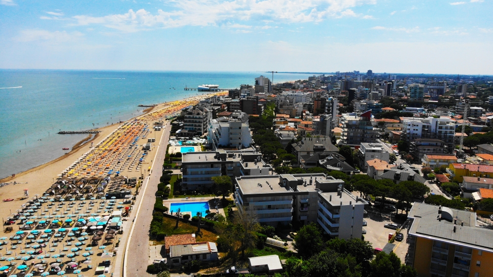 APARTMENTS  TYPE D - FOR MAX 06 PERSONS- NEAR THE BEACH - -  Agency  ATLANTIDE 
